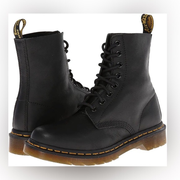 Dr. Martens Pascal Boots Women size 5 Like New Condition - Picture 2 of 8